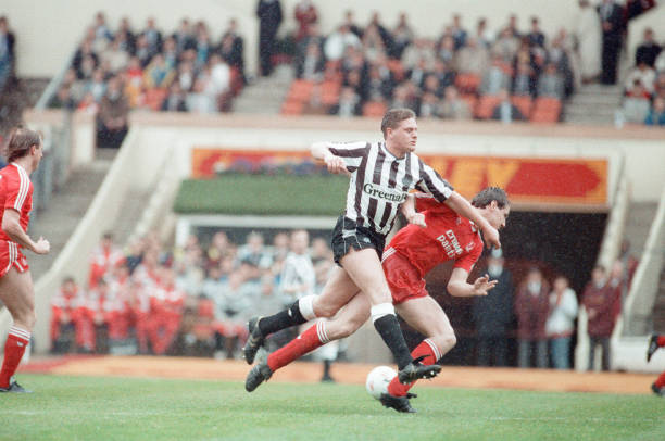 他早早超越 他早早超越