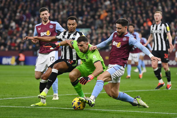 比赛中占据 比赛中占据